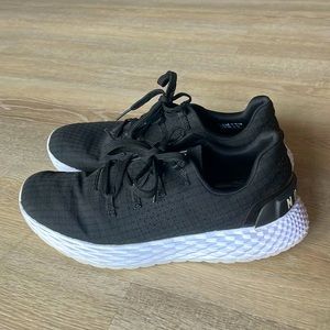 WOMEN’S NOBULL TENNIS SHOE